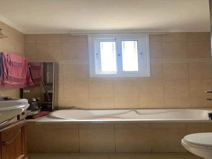 Image No.9-3 Bed Villa for sale