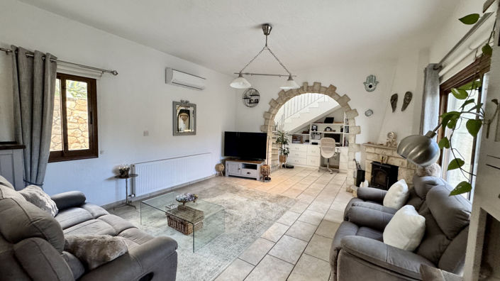 Image No.13-Villa de 4 chambres à vendre à Mesogi