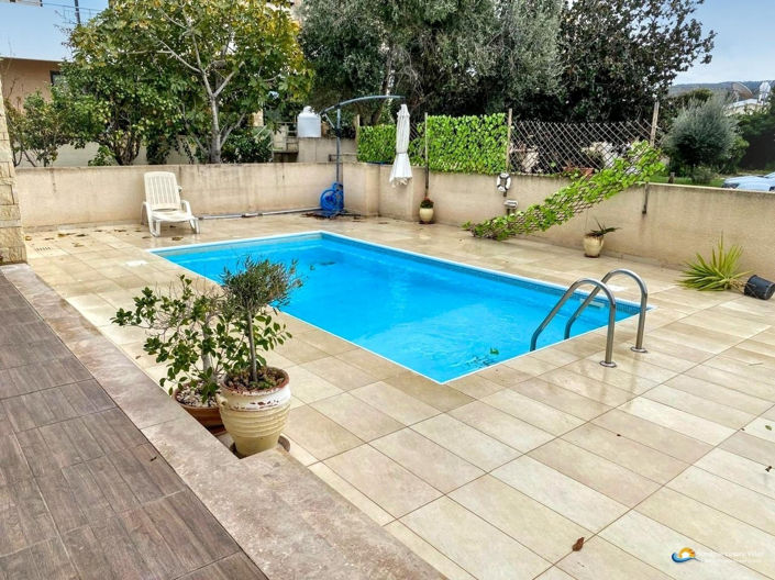 Image No.15-3 Bed Villa for sale