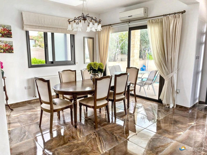 Image No.5-3 Bed Villa for sale