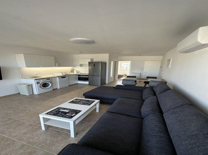 Image No.3-Appartement de 1 chambre à vendre à Peyia