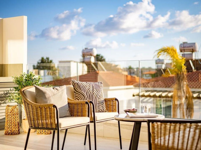 Image No.10-12 Bed Property for sale