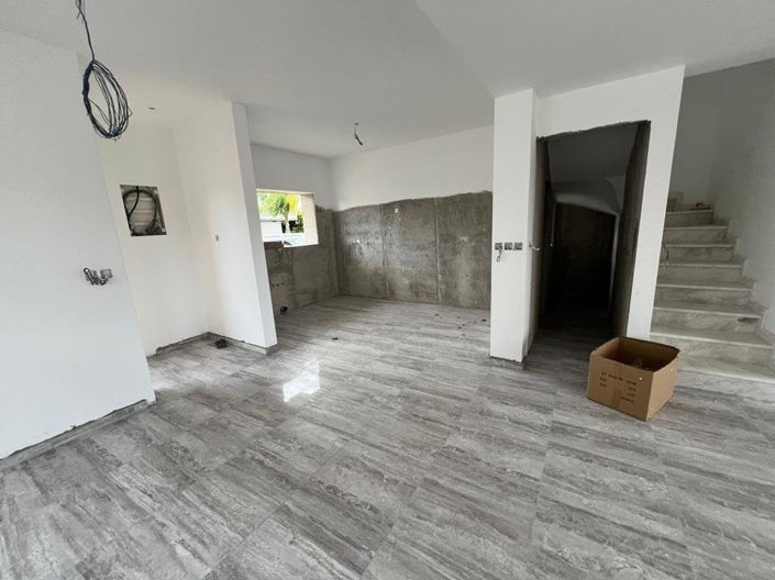 Image No.9-3 Bed Villa for sale