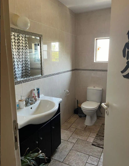 Image No.11-1 Bed House for sale