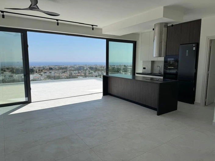 Image No.5-2 Bed Property for sale