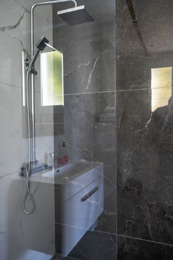 Image No.19-Villa de 4 chambres à vendre à Lachi