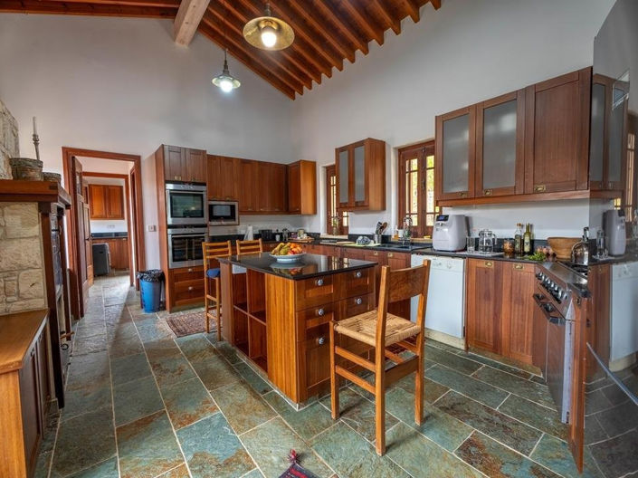 Image No.10-Propriété de 7 chambres à vendre à Kritou Tera