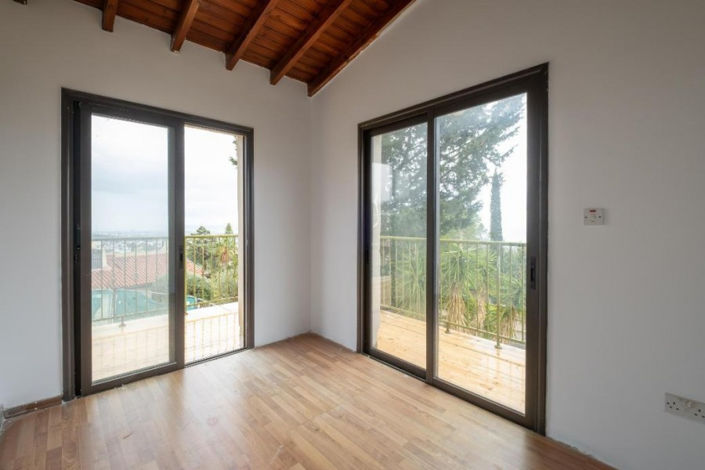 Image No.20-3 Bed Villa for sale