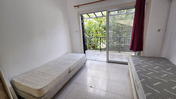 Image No.13-2 Bed Townhouse for sale