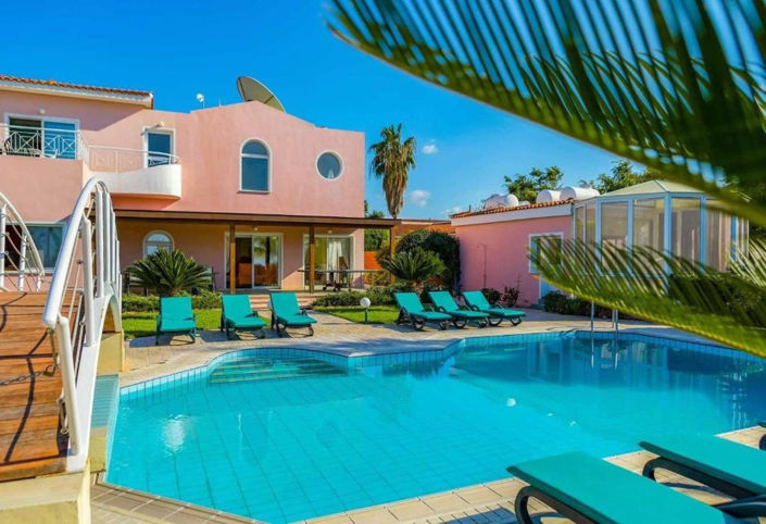 Image No.18-4 Bed Villa for sale