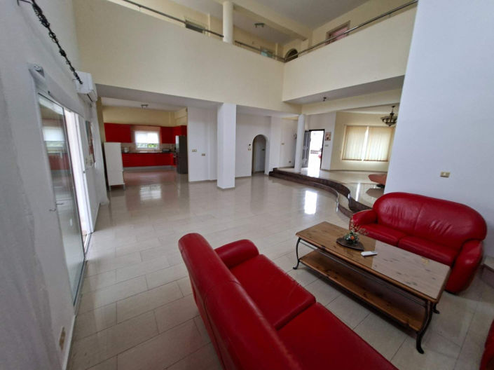 Image No.3-4 Bed Villa for sale