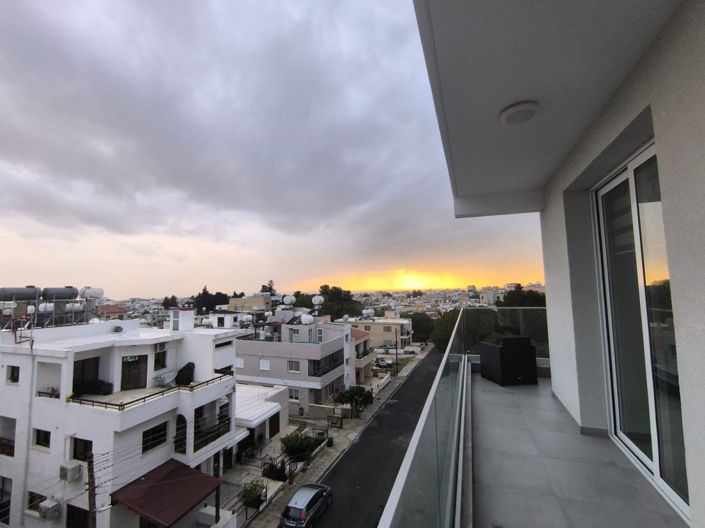 Image No.16-2 Bed Apartment for sale