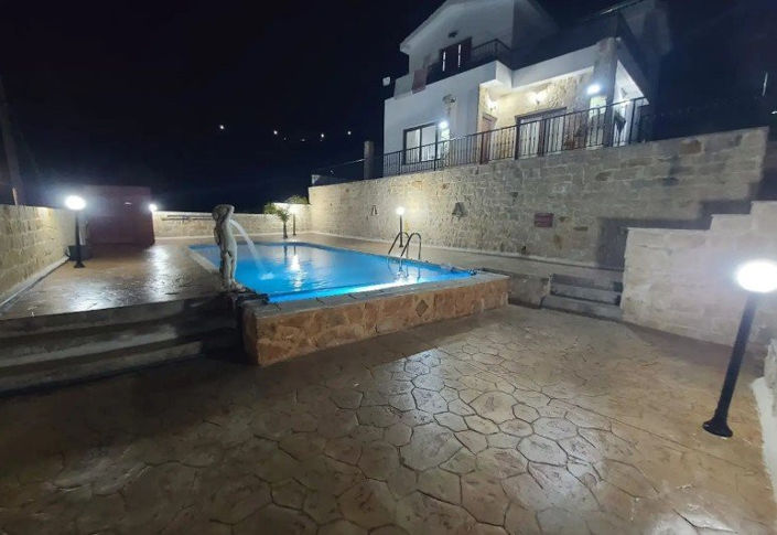 Image No.8-4 Bed Villa for sale