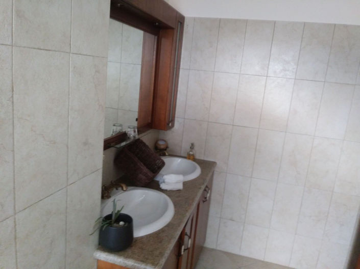 Image No.18-Propriété de 8 chambres à vendre à Chlorakas