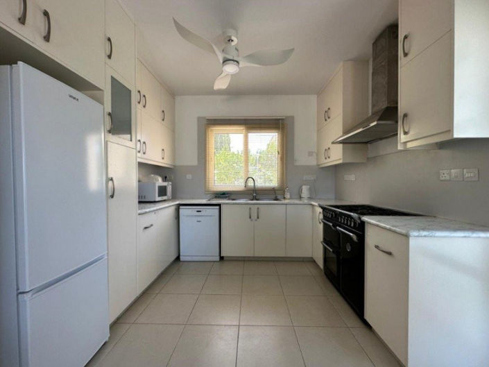 Image No.8-4 Bed Villa for sale