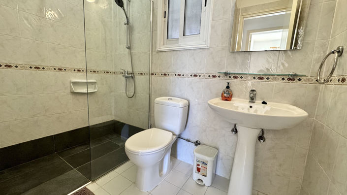 Image No.9-2 Bed Apartment for sale