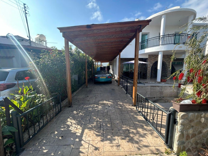 Image No.13-Villa de 4 chambres à vendre à Kato Paphos