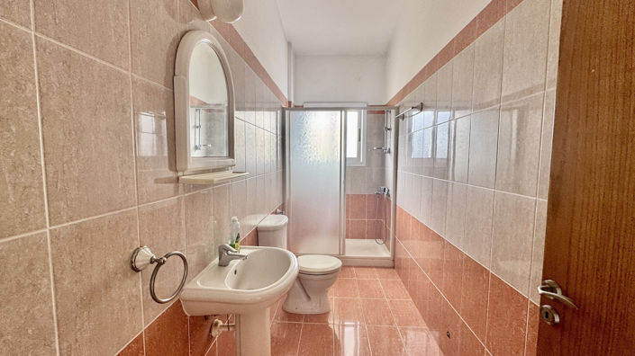 Image No.11-4 Bed Villa for sale