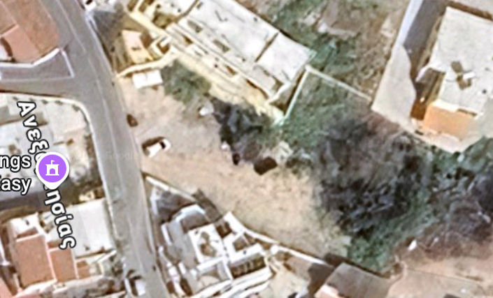 Image No.2-Terrain à vendre à Peyia