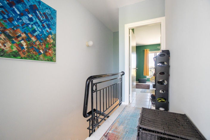 Image No.10-2 Bed Townhouse for sale