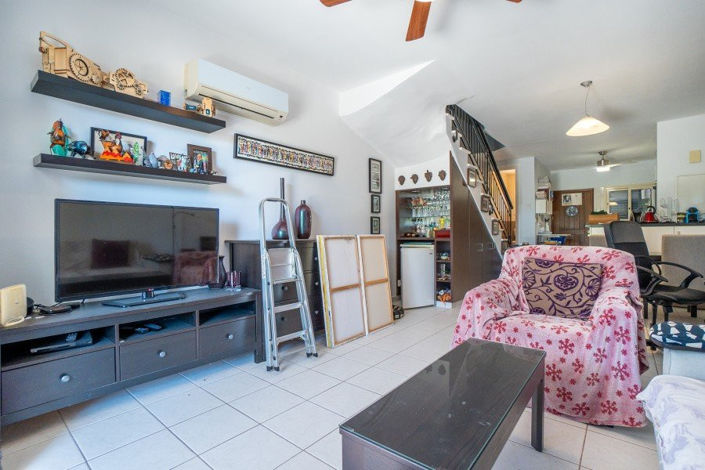 Image No.4-2 Bed Townhouse for sale