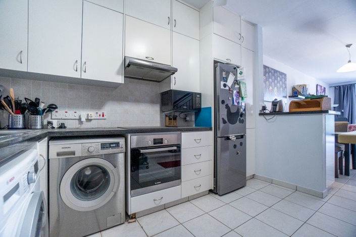 Image No.8-2 Bed Townhouse for sale