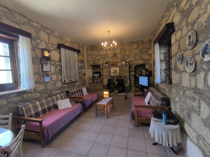 Image No.4-2 Bed House for sale