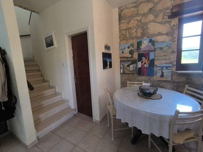 Image No.8-2 Bed House for sale