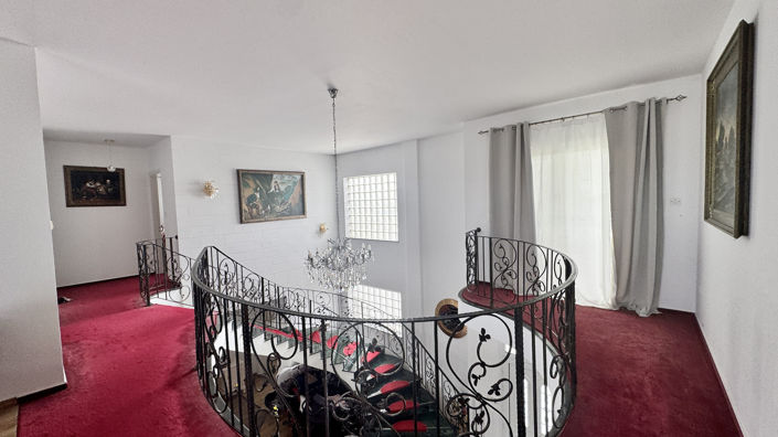 Image No.19-6 Bed Villa for sale