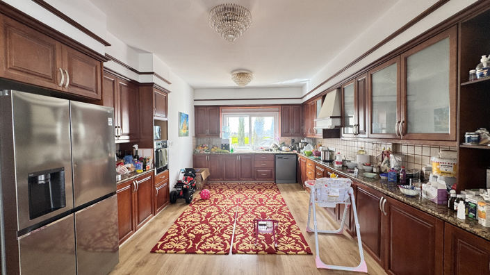 Image No.2-6 Bed Villa for sale