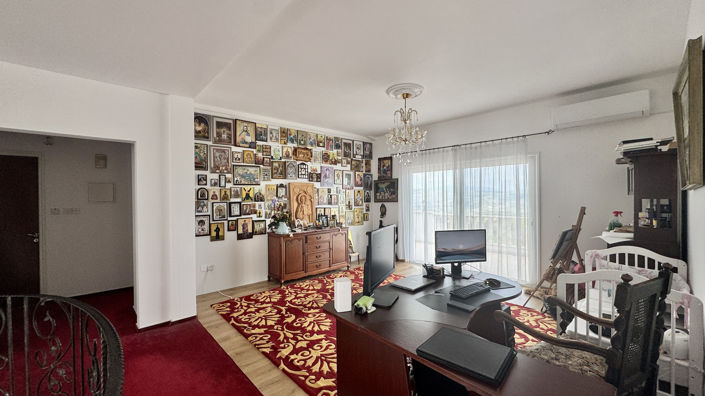 Image No.20-6 Bed Villa for sale