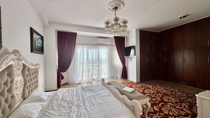 Image No.25-6 Bed Villa for sale