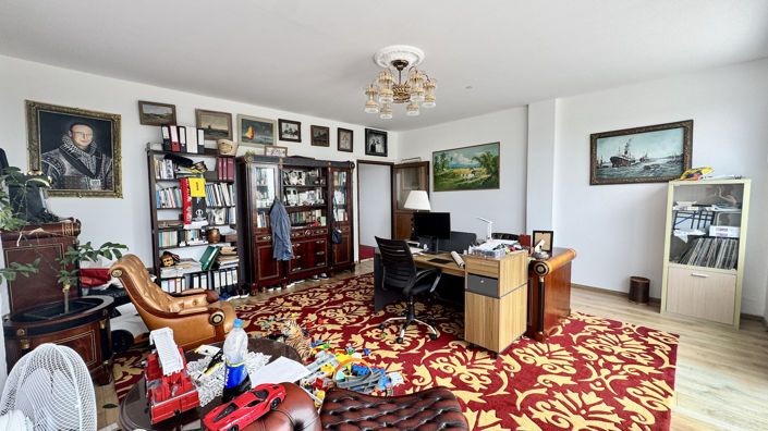 Image No.7-6 Bed Villa for sale