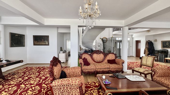 Image No.9-6 Bed Villa for sale