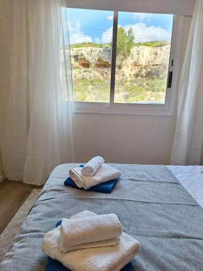 Image No.19-2 Bed Apartment for sale