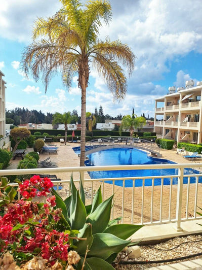 Image No.20-2 Bed Apartment for sale