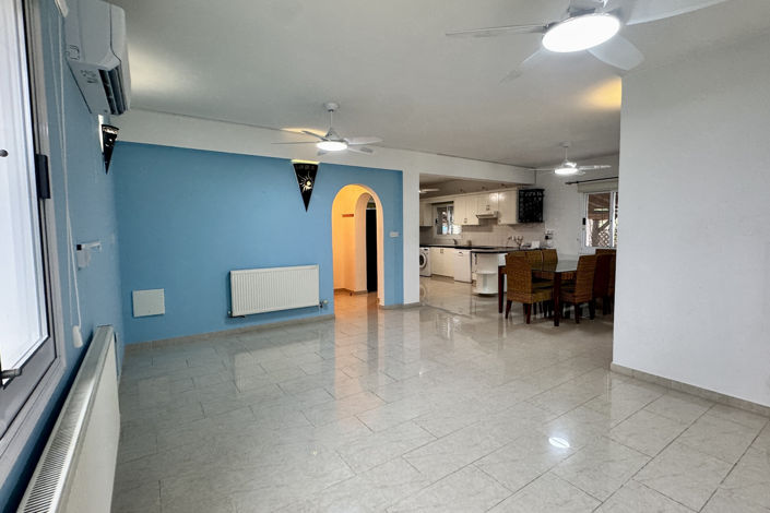 Image No.10-3 Bed Villa for sale