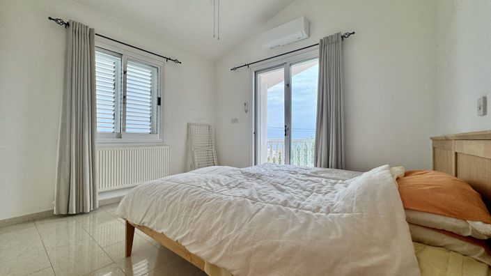 Image No.28-3 Bed Villa for sale