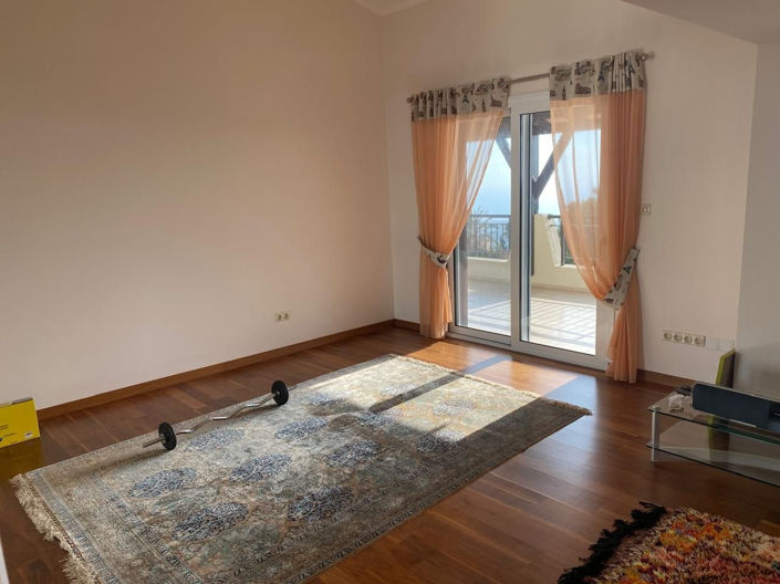 Image No.20-Villa de 4 chambres à vendre à Kamares