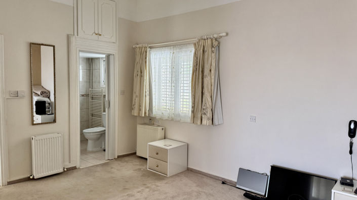 Image No.15-5 Bed Villa for sale