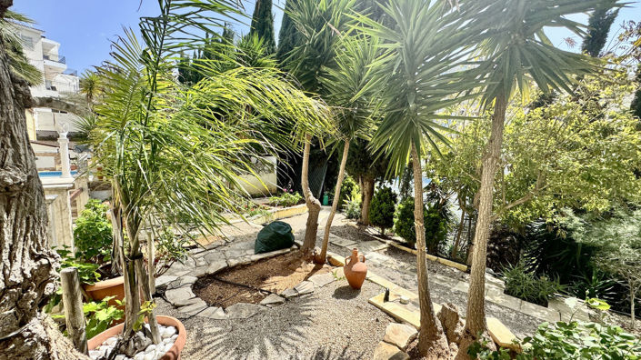 Image No.38-5 Bed Villa for sale