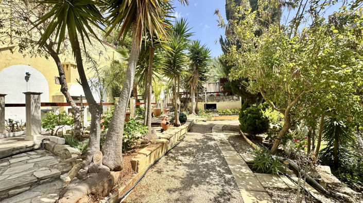 Image No.42-5 Bed Villa for sale