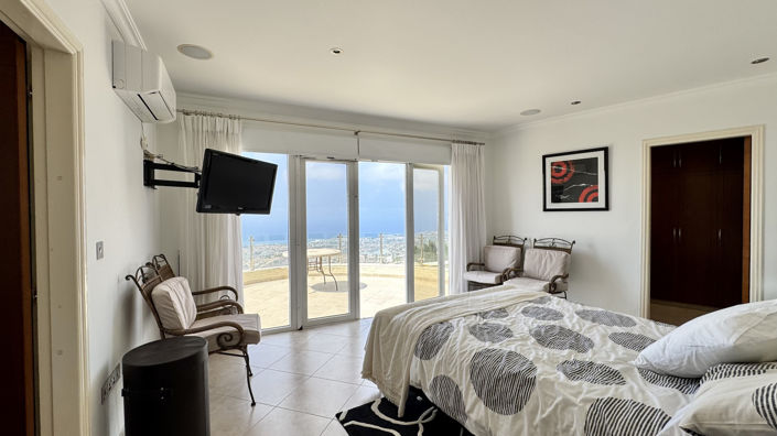 Image No.19-5 Bed Villa for sale