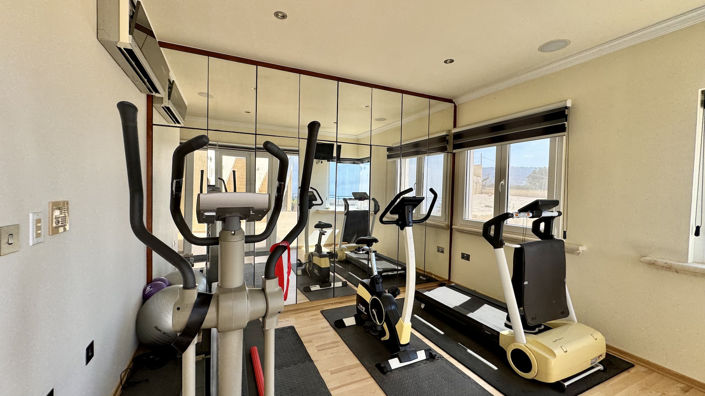 Image No.42-5 Bed Villa for sale