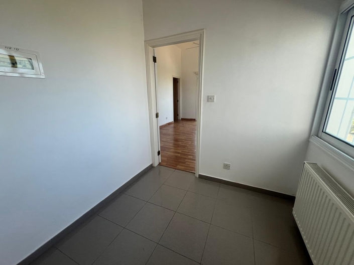 Image No.12-Villa de 5 chambres à vendre à Kissonerga