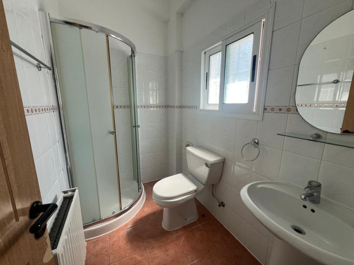 Image No.24-Villa de 5 chambres à vendre à Kissonerga