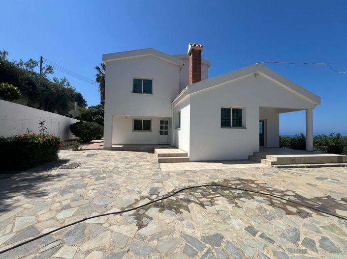 Image No.43-Villa de 5 chambres à vendre à Kissonerga