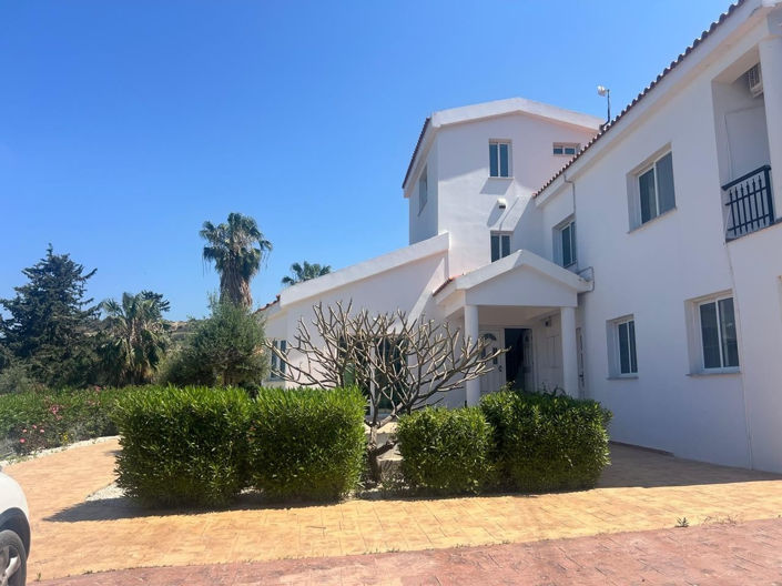 Image No.45-Villa de 5 chambres à vendre à Kissonerga