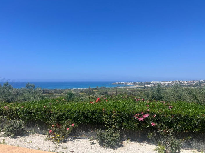 Image No.50-Villa de 5 chambres à vendre à Kissonerga