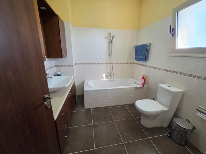 Image No.16-3 Bed Villa for sale